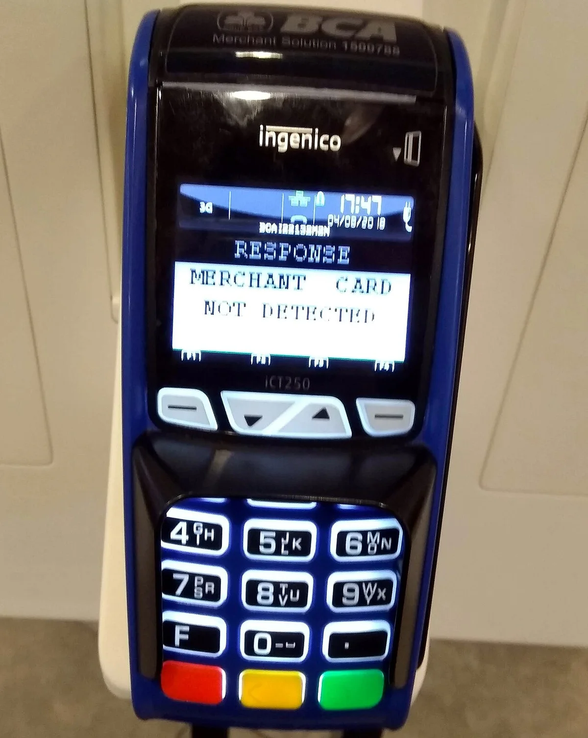 Ingenico 카드 단말기 전체 모습